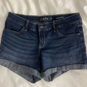 Hollister low rise midi shorts